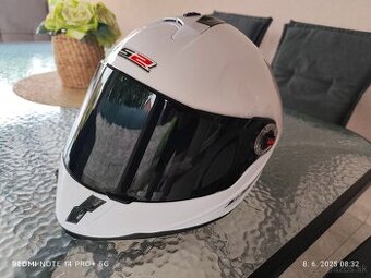 Predám prilbu na motocykel LS2