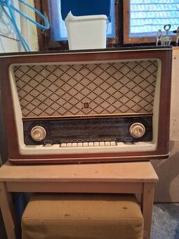 Stare radio Hymnus