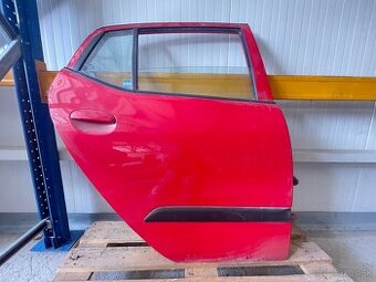 Hyundai i10 - komplet pravé zadné dvere