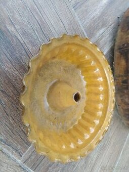 Forma na bábovku koláč.Žltá