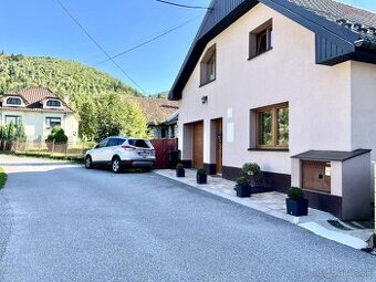 Na predaj útulný rodinný dom po rekonštrukcii s garážou, pek