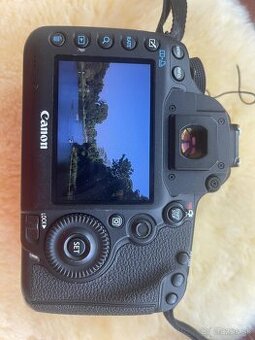 Canon EOS 5D Mark III