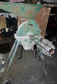 Predam kladivkovy  šrotovnik