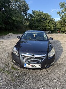 Opel Insignia 1.8