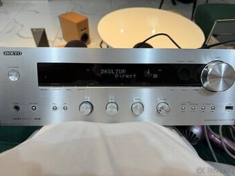 Receiver ONKYO TX- 8050