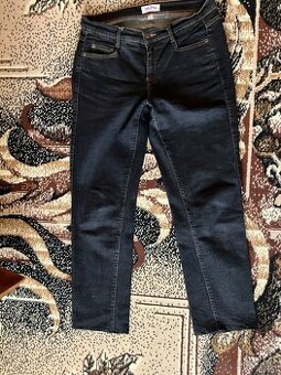 ČIERNE DÁMSKE RIFLE