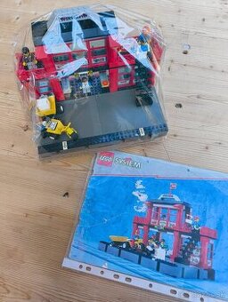 Lego Trains 9V 4556 Train Station