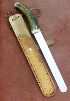 Nôž na mäso, chlieb aj tortu