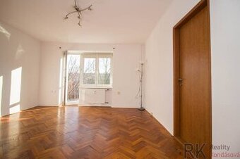 Top lokalita: Jarná, Staré mesto, tehlový 2-izb.byt s balkón