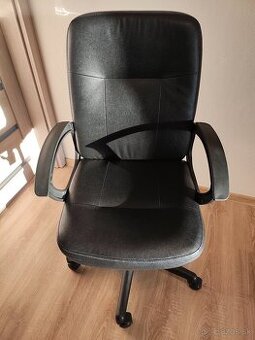 Kancelárska stolička