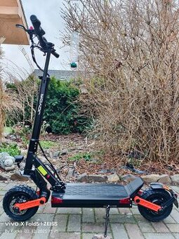 Výkonná el. kolobežka Joyor 10",2000W,65km/h,70km,27kg