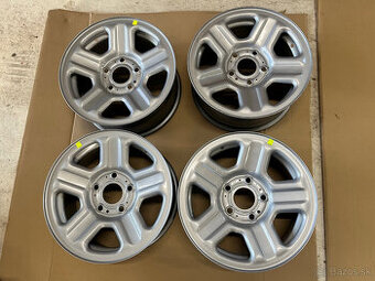 Jeep Wrangler JK OEM plechove disky 16"