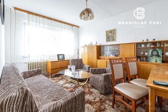 NA PREDAJ 4-IZBOVÝ BYT NA TERASE