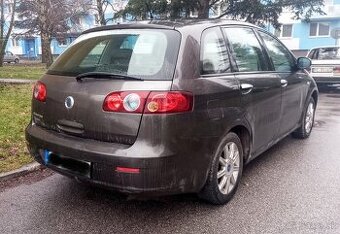 Fiat Croma 2.2 benzín