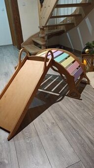 Montessori hojdačka so šmykľavkou