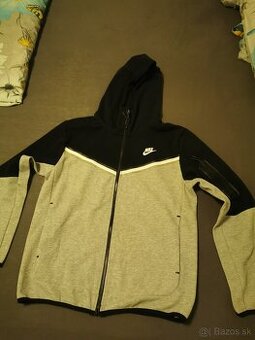 Krásna mikina Nike originál