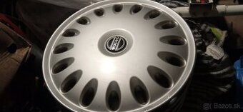 Puklice 16" VOLVO V40 S40 30866060 4ks.