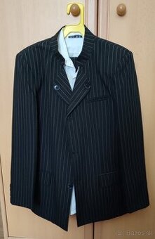 Chlapčenský oblek veľ. 152