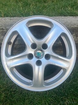 5x100 R15  alu disky octavia 1