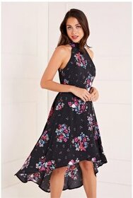 Letné kvetované šaty veľ. M