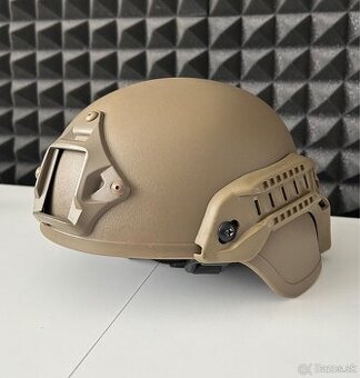 Airsoft prilba