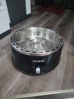 VIVESS Stolný gril na drevené uhlie bez dymu