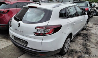 predám PIATE DVERE Renault Megane Grandtour 1.6 2010 K4MR8 M