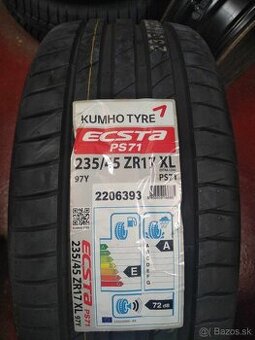 235/45 R 17 letné + alu AUDI R 17.