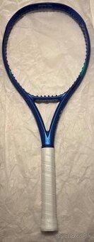 Yonex E-zone 100 SL grip2