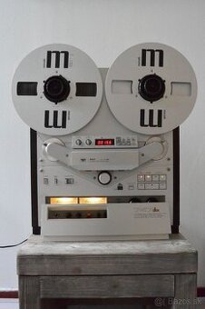 Akai GX-747dbx strieborný, Auto-Reverse. Posledný Akai „GX 7