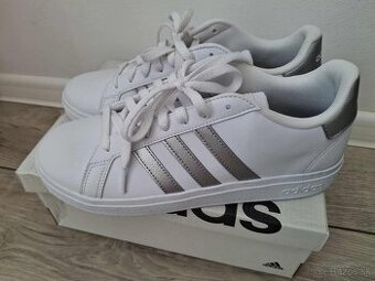 adidas tenisky velkost 40