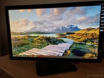 Monitor: 24" BenQ GL2450HM