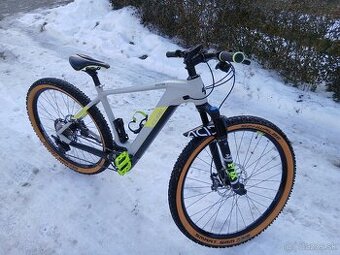 Ebike Cube reaction hybrid.