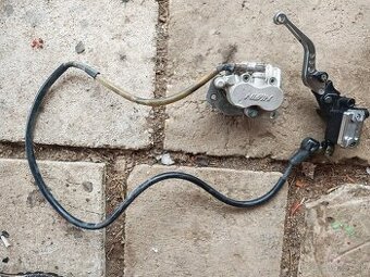 Brzda Yamaha XT 600 2KF