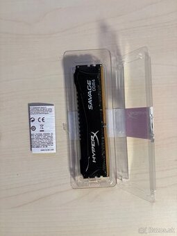 8GB HyperX Savage 2400 CL12