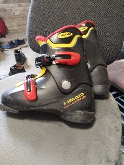 detske lyziarky HEAD vel.21-22,5 cm