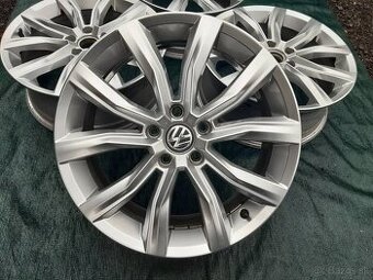 Alu disky Volkswagen T-Roc Grange Hill R18 5x112