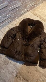 Vintage hnedá krátka puffer bunda s kožušinou jarná/jesenná