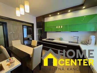 EXKLUSÍVNE na predaj veľkorozmerný 3 izbový byt s balkónom, 