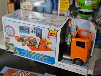 Toy Story dodávka EGGMAN MOVERS/Andyho izba original