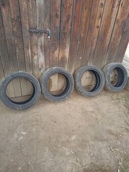 Pneumatiky 215/45r16