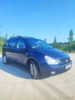 Kia Carnival 7 miestne