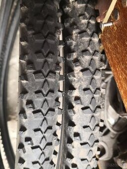 plašte 29x2.10 z noveho bicykla daval som cestne 2ks