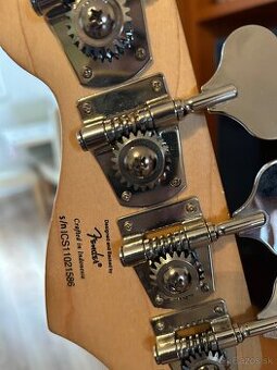Vintage squier fenderJaguar® Bass Special