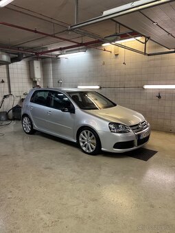 VW Golf 5 R32 DSG / nové rozvody / zachovalý kus / overené