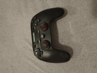 Predám herní ovladač Evolveo kompatibilný s PS4 a mobilom