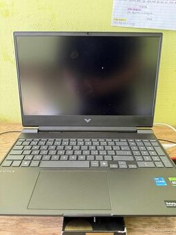 Victus f15 herný notebook