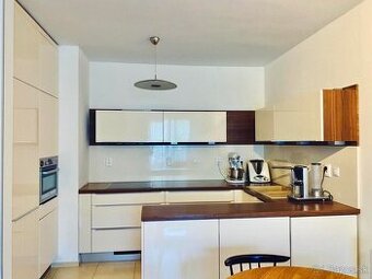 Prenájom 2-izbový byt, Staré Grunty, BA, Karlova Ves.