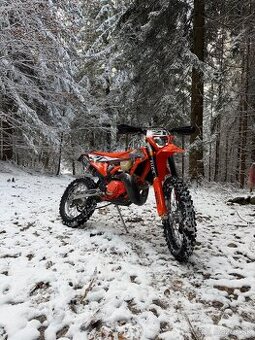 Predám KTM exc300 2023 sixday