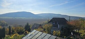 Záhradka s chatkou - 1